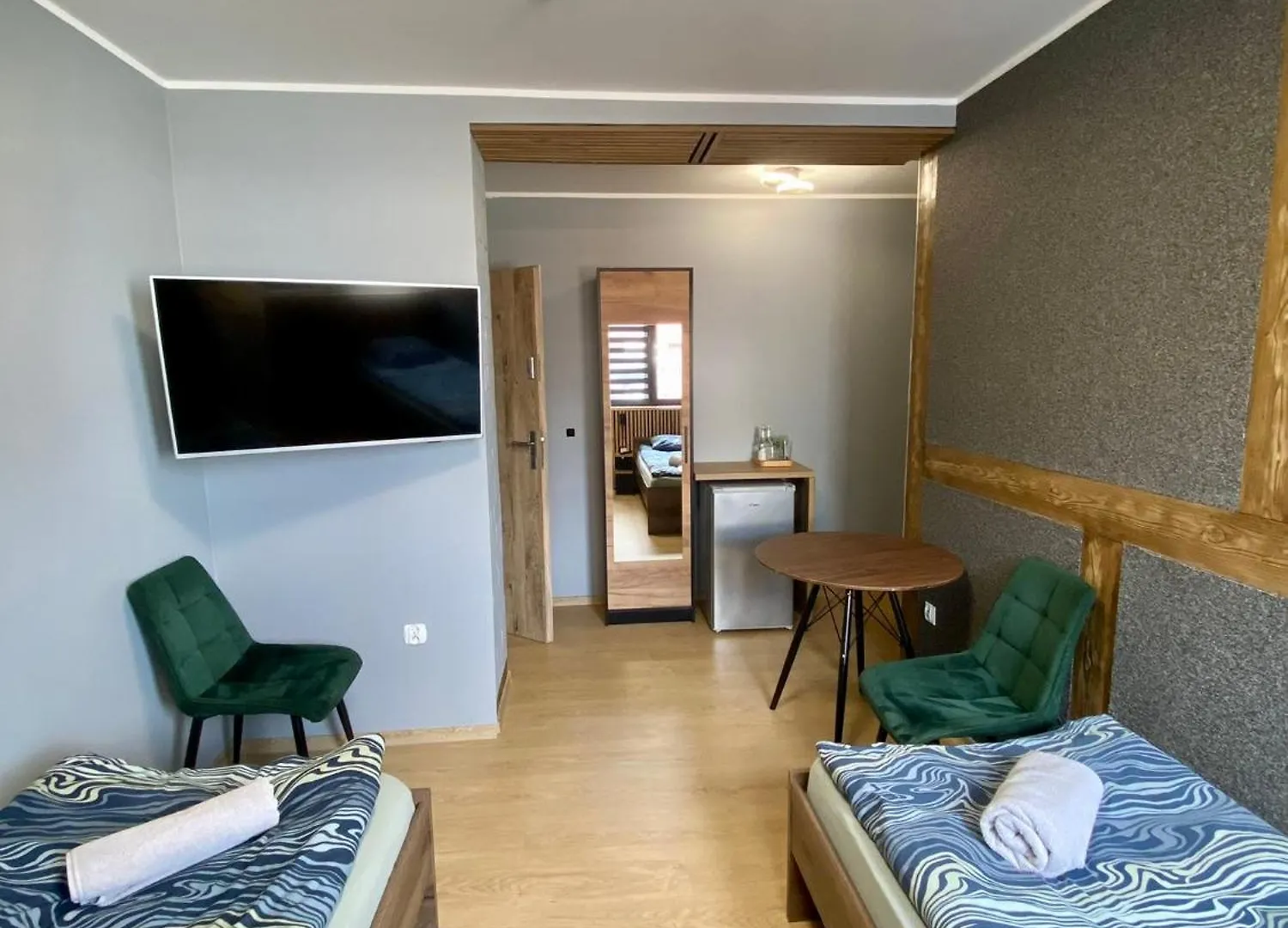 Hostel Kandulski 포즈난 0*,